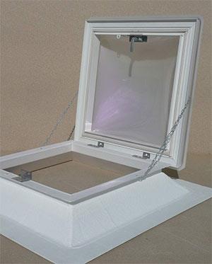 Strešný výlez - SKYLIGHT K315R( 60 x 90 x 15cm )